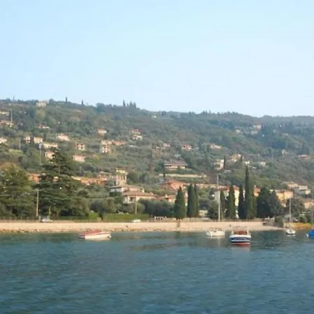 Üdülőközpont Margherita Mono Castelletto di Brenzone